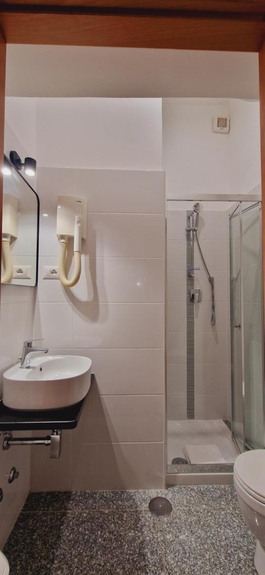Piumith Guest House Rome Bagian luar foto